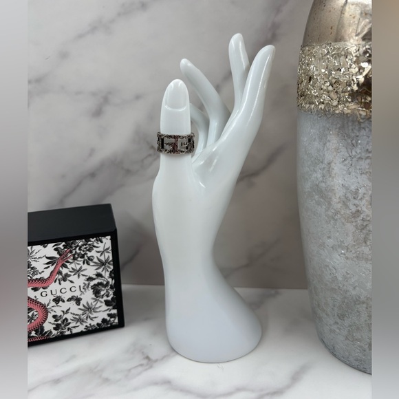 🔥GUCCI•GG Arabesque Ring Sz 7 - Picture 1 of 5